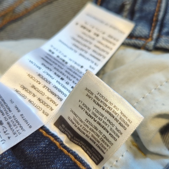 Levi's Ribcage Straight Jeans 24 X 32 - Picture 8 of 8